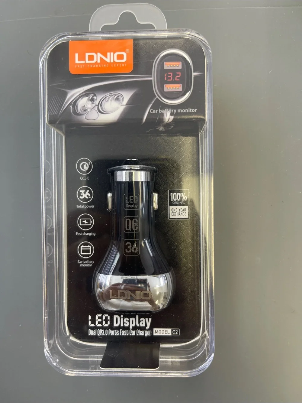 LDNIO LED Display Dual USB Car Charger - Black & Silver